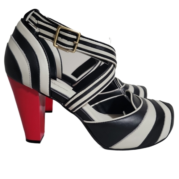 lola ramona Shoes - Lola Ramona Angie P Cap Platform Pin Up Rockabilly Punk Retro Leather Heels